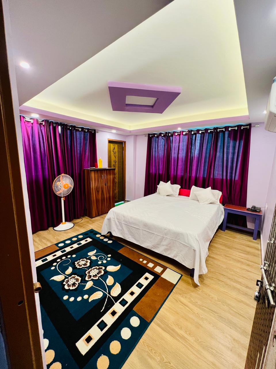 Luxury Accommodation - Comfortable Stay